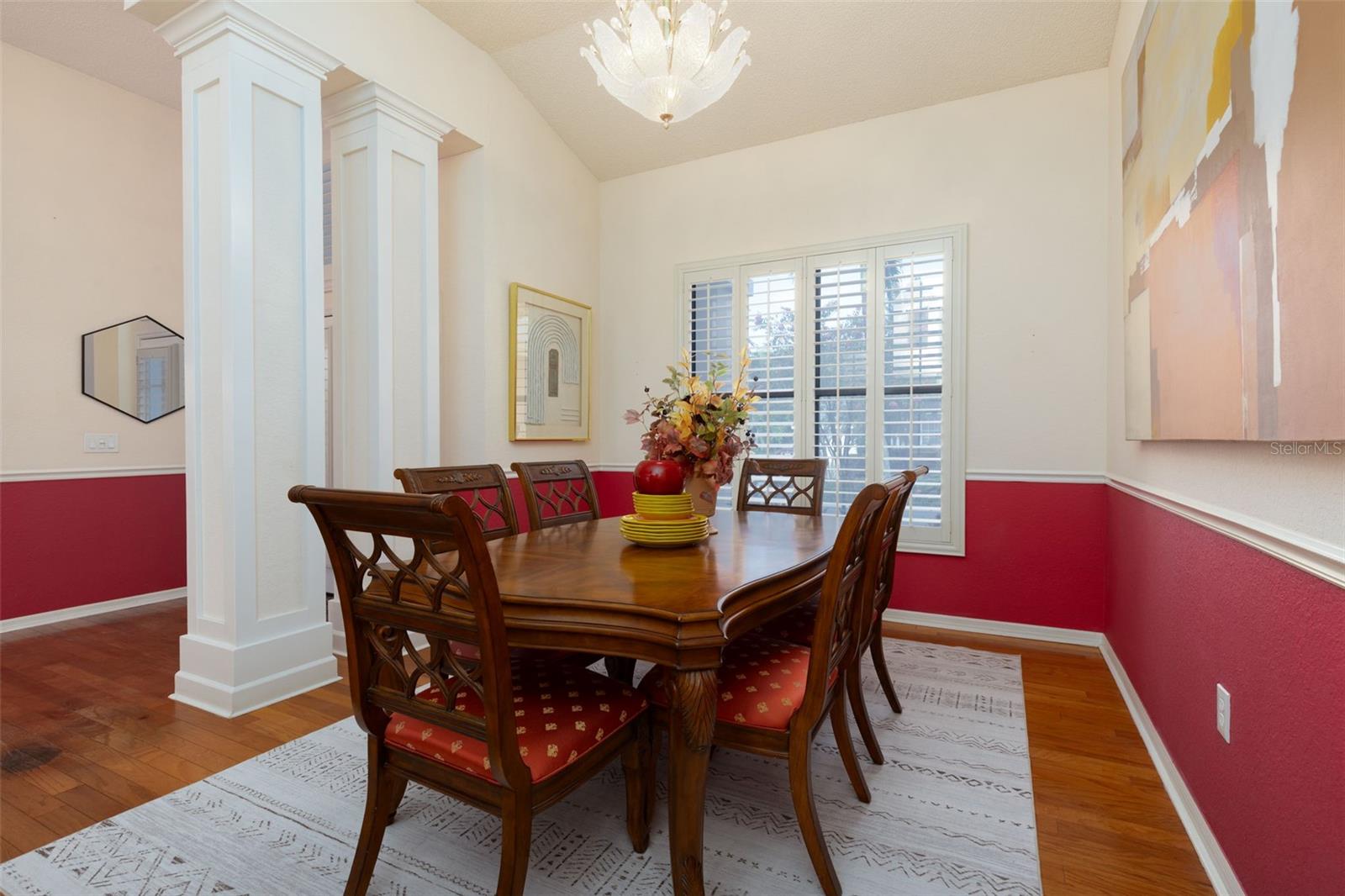 Image 22 of 45 For 10293 Shady Oak Lane