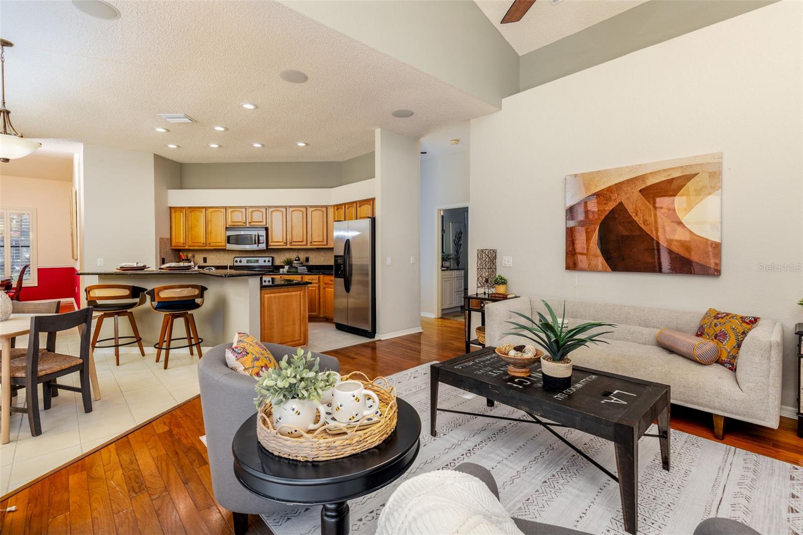 Image 34 of 45 For 10293 Shady Oak Lane