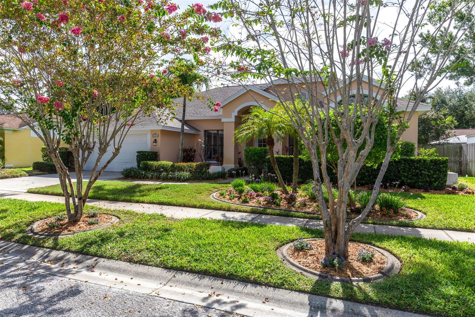 Image 6 of 45 For 10293 Shady Oak Lane