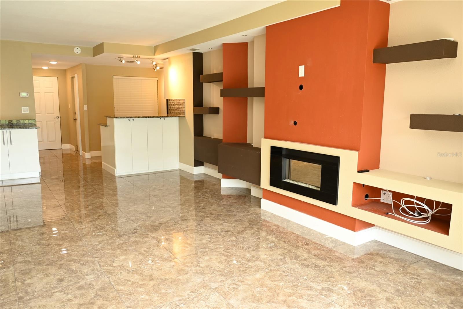 Image 6 of 20 For 2700 Cove Cay Drive 2d