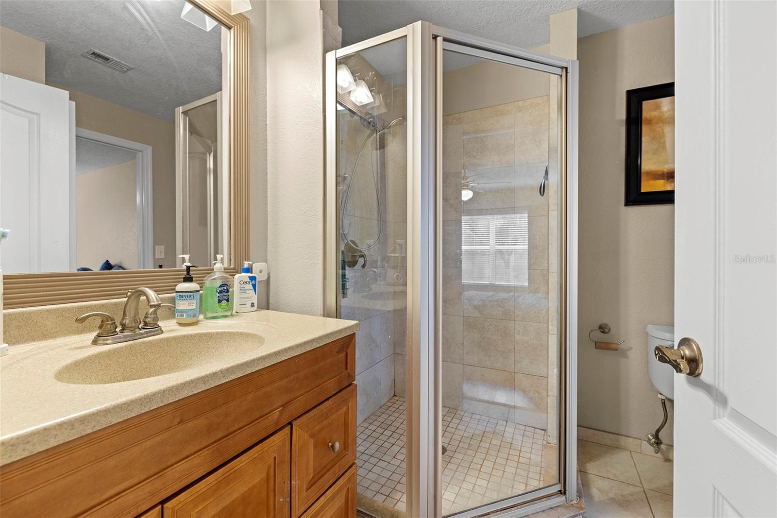 Image 17 of 46 For 705 Mainsail Drive 705