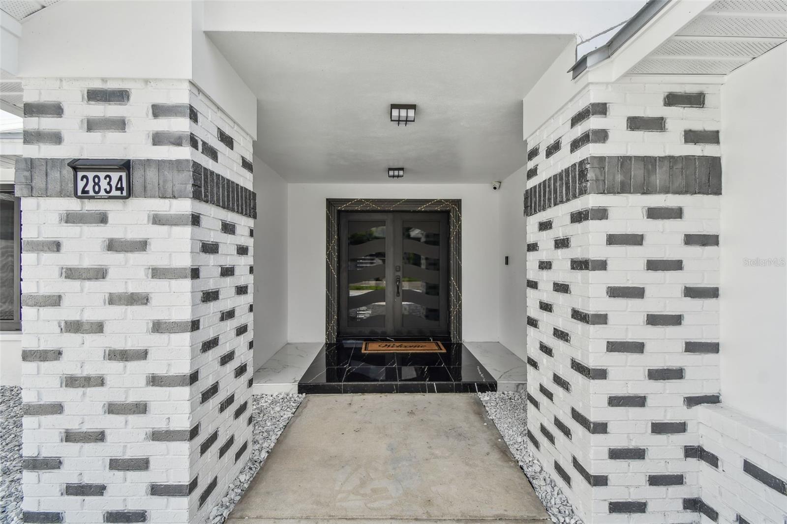 Image 11 of 100 For 2834 Chancery Lane