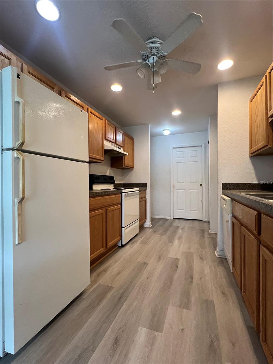 Image 3 of 9 For 8147 Ibsen Drive