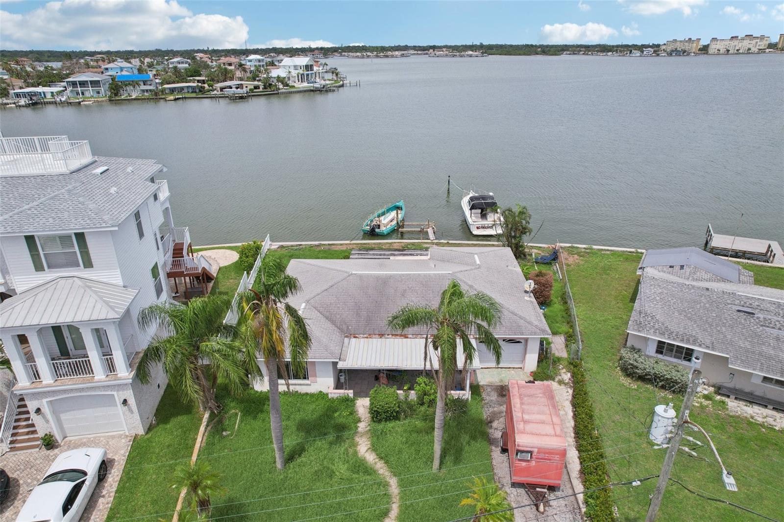 Image 13 of 23 For 16033 Redington Drive