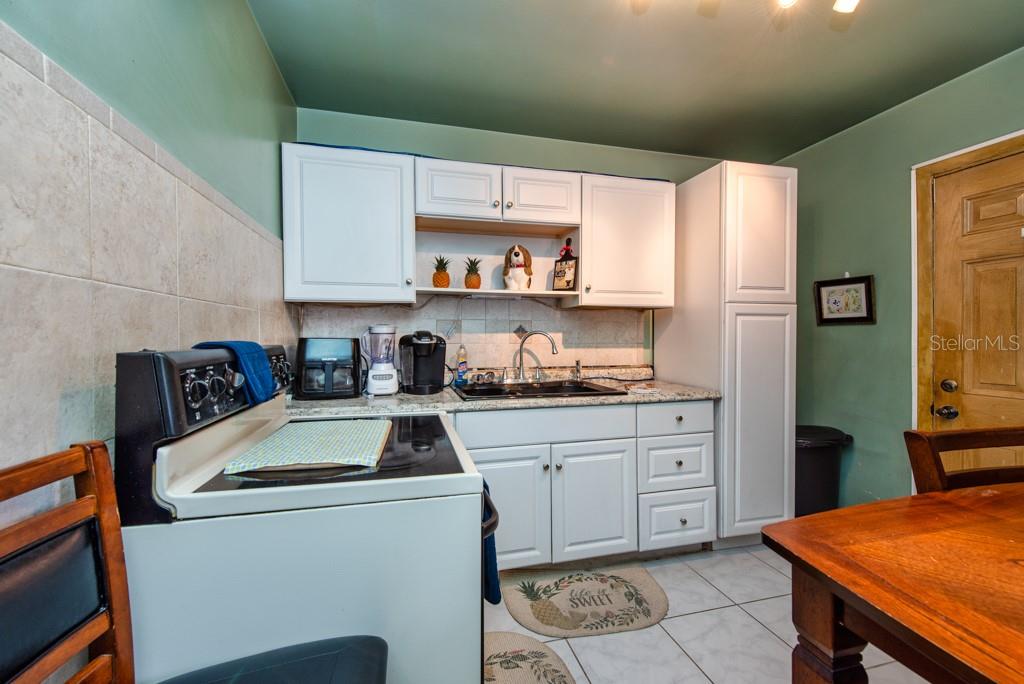 Image 7 of 20 For 3218 Leroy Street