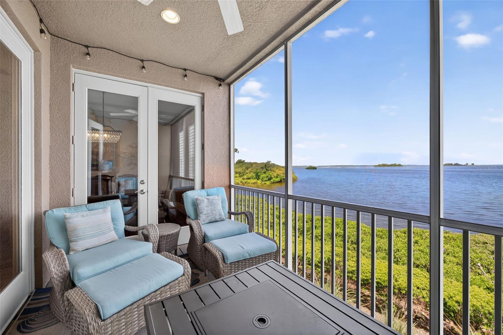 Listing photo id 18 for 2756 Reserve Court