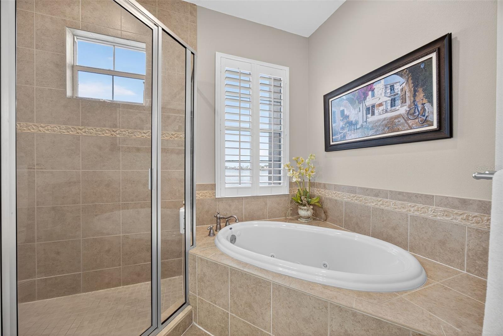 Listing photo id 23 for 2756 Reserve Court