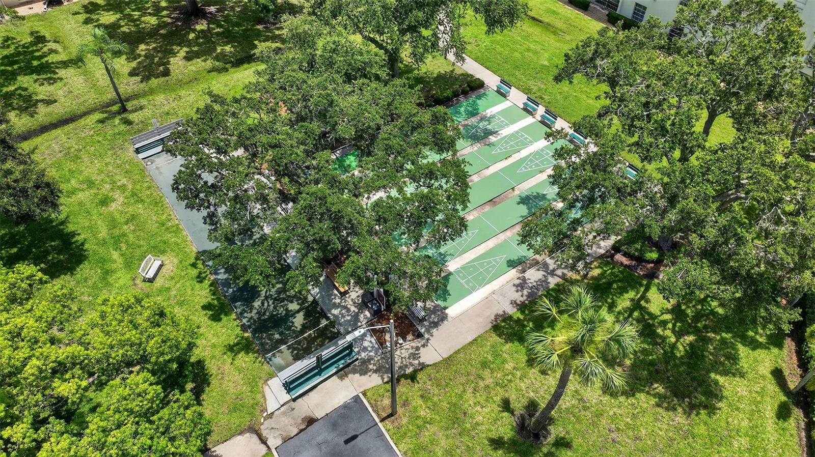 Listing photo id 59 for 2756 Reserve Court