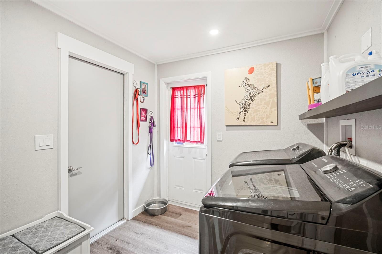 Image 17 of 25 For 980 8th Avenue Ne