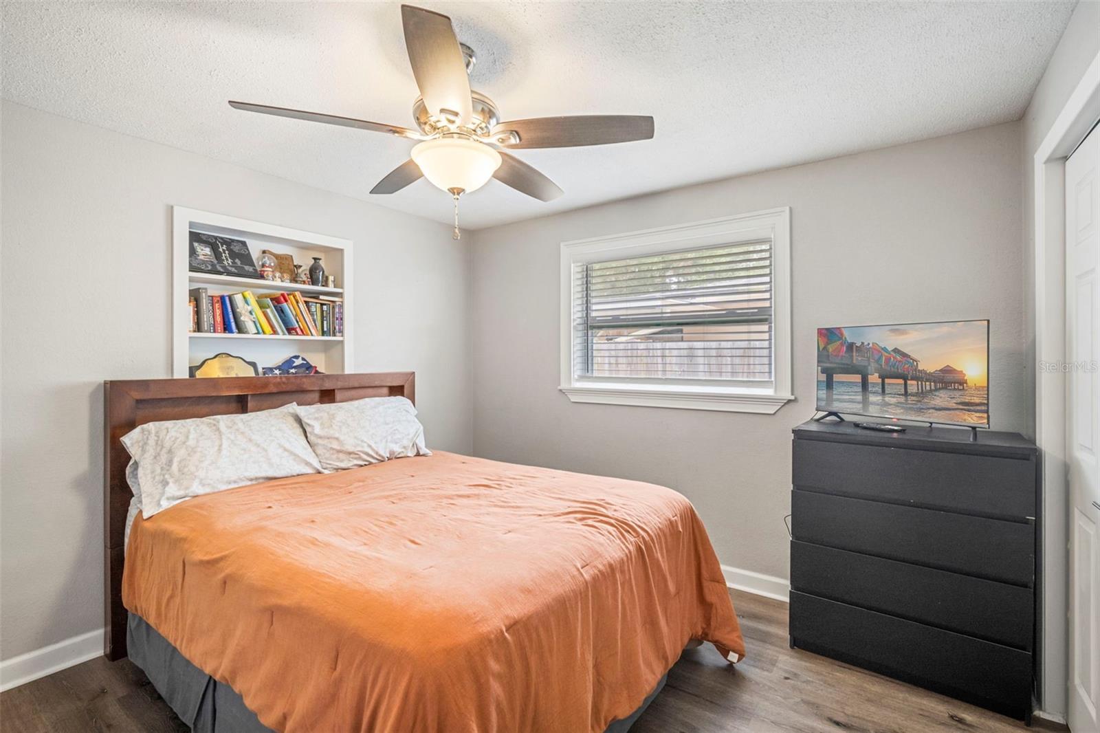 Image 18 of 25 For 980 8th Avenue Ne