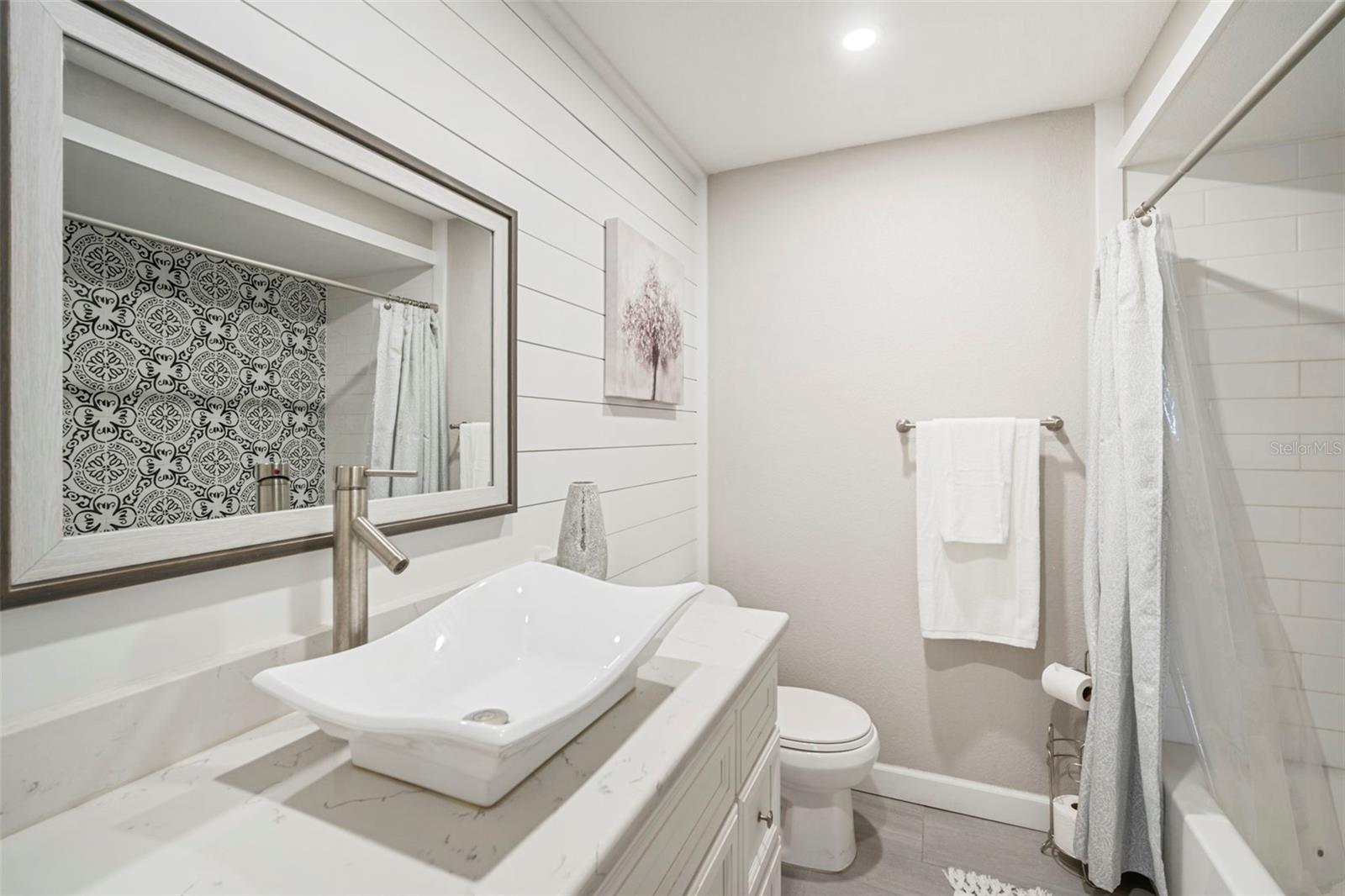 Image 21 of 25 For 980 8th Avenue Ne