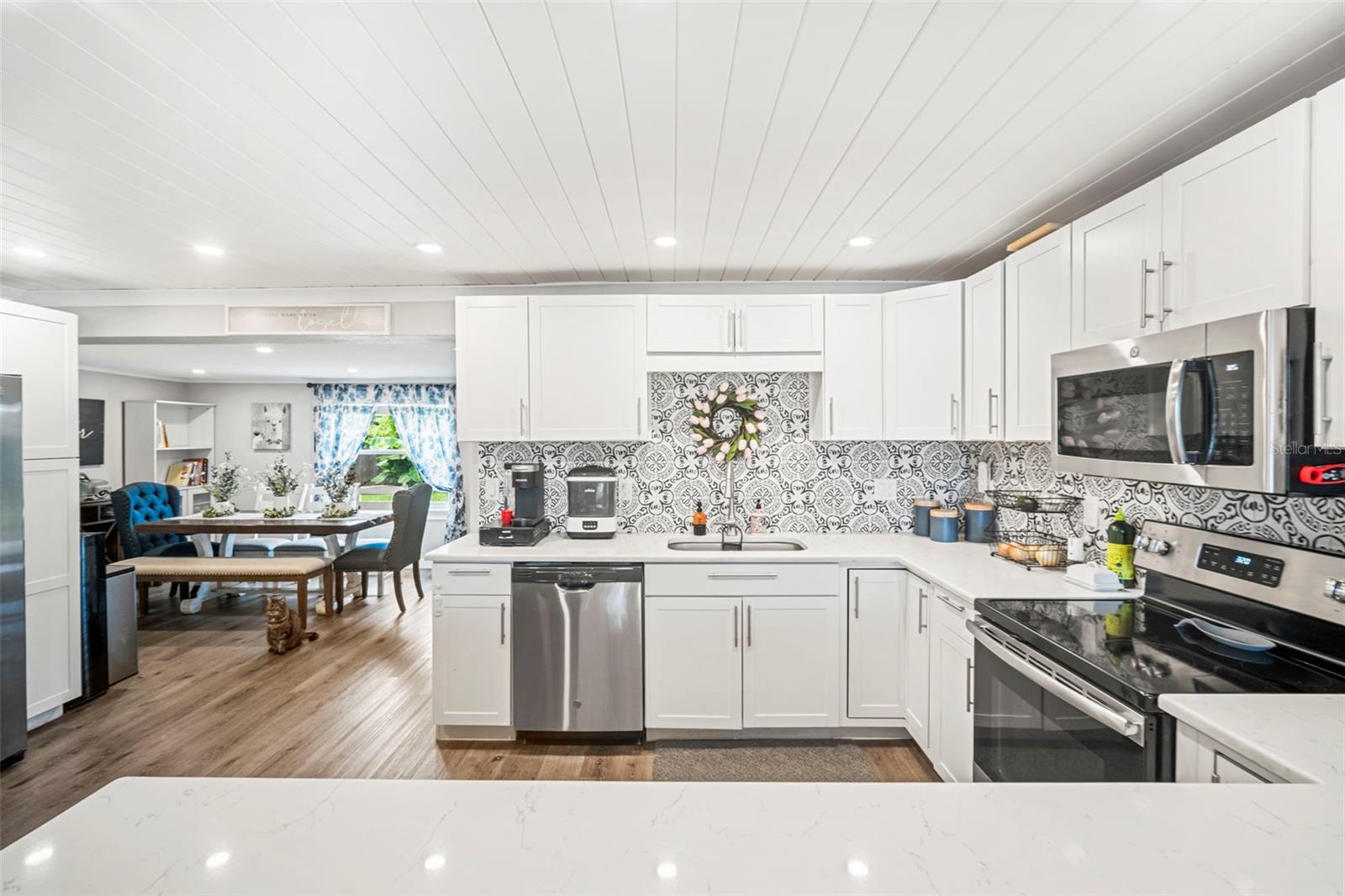 Image 7 of 25 For 980 8th Avenue Ne