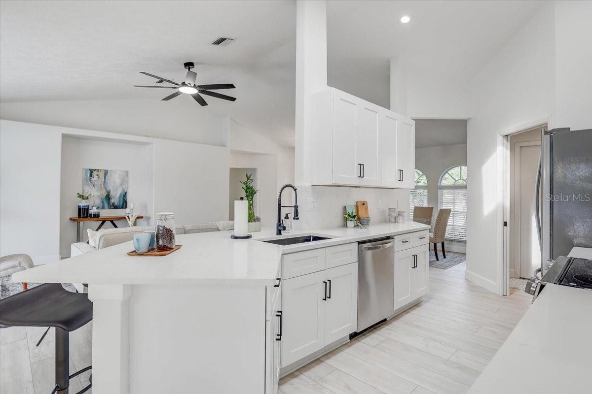 Image 13 of 48 For 6403 64th Drive E