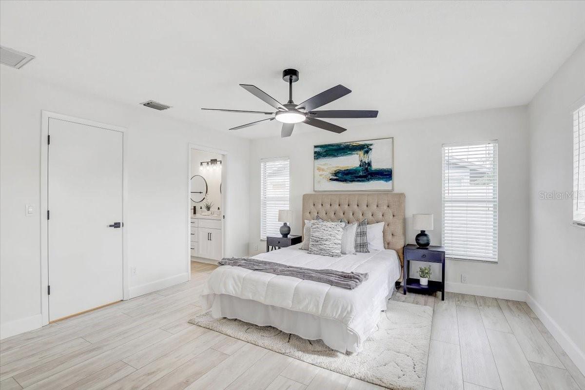 Image 15 of 48 For 6403 64th Drive E