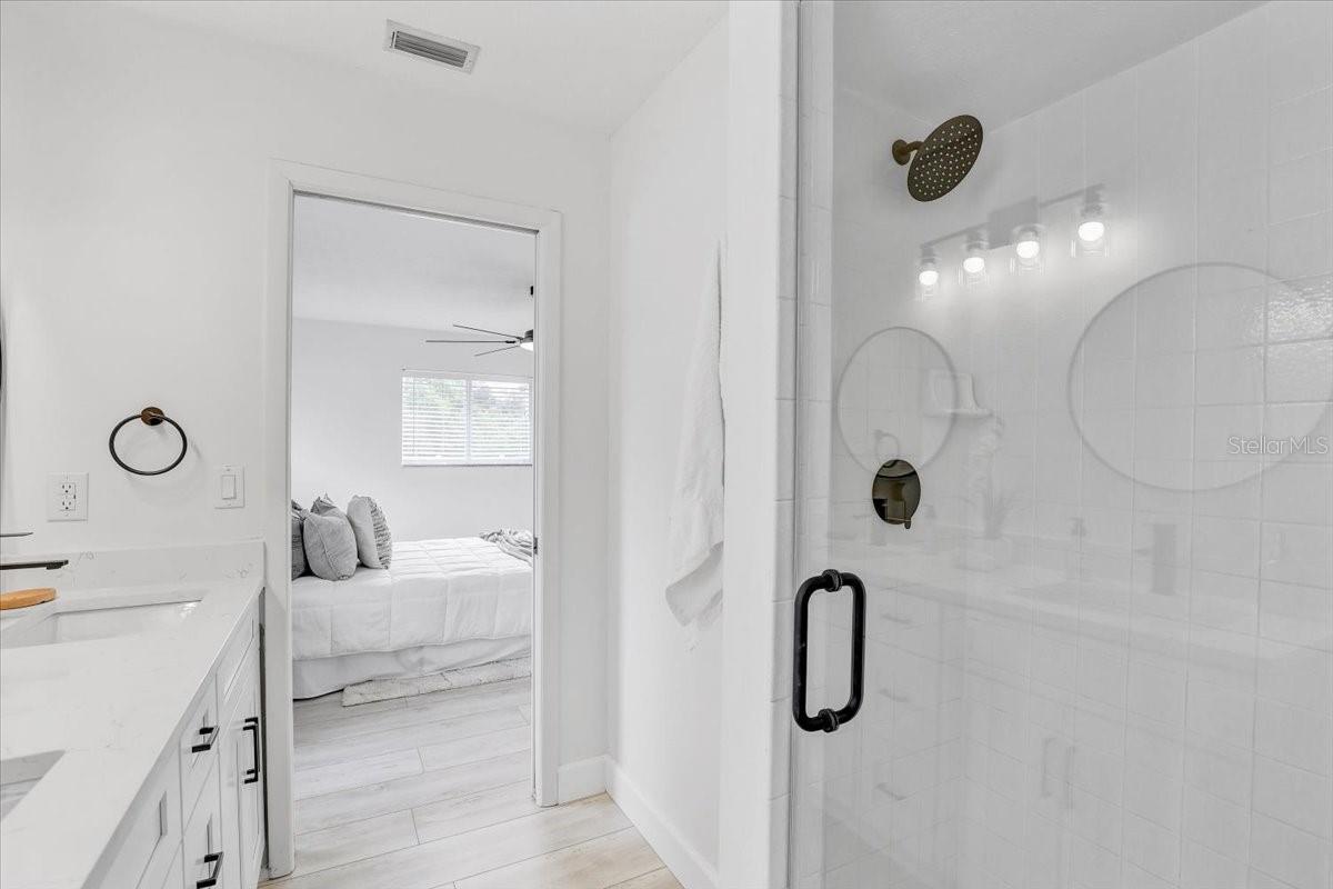 Image 21 of 48 For 6403 64th Drive E