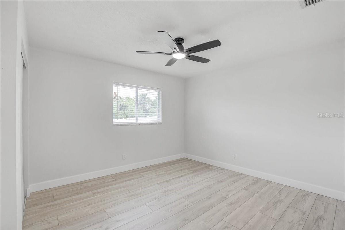 Image 26 of 48 For 6403 64th Drive E