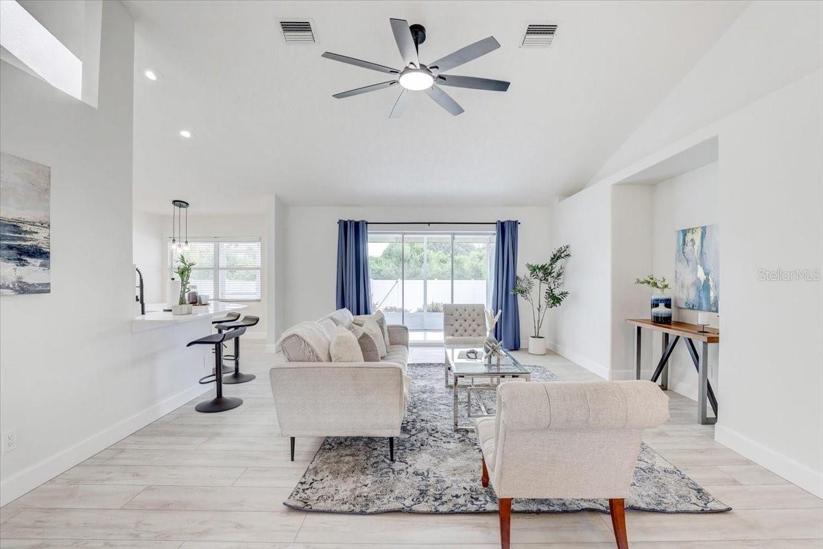 Image 4 of 48 For 6403 64th Drive E