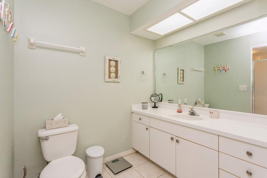 Image 35 of 42 For 9810 Indian Key Trail 85
