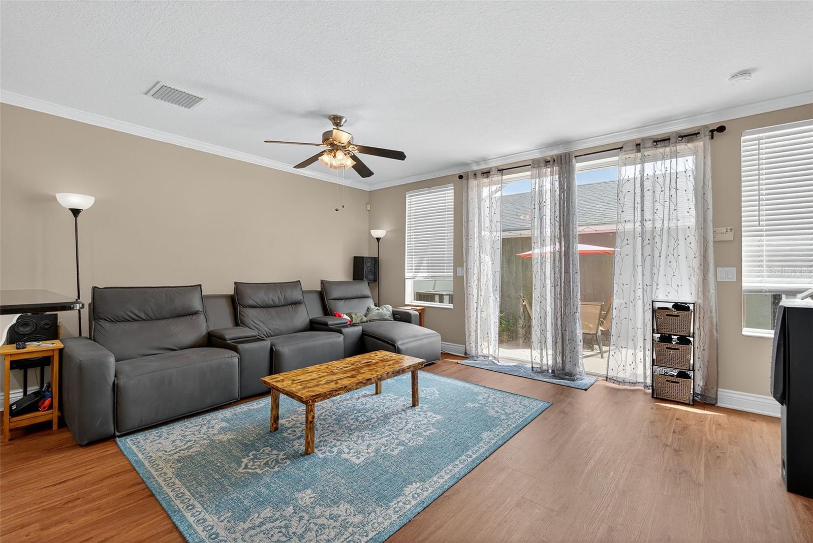 Image 18 of 53 For 10639 Marsha Dr