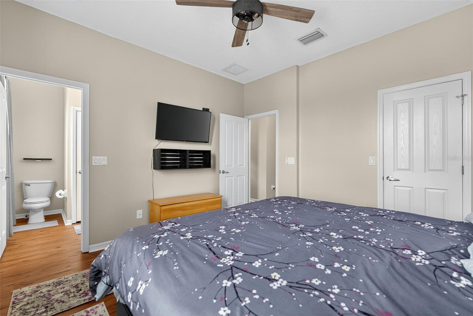 Image 24 of 53 For 10639 Marsha Dr