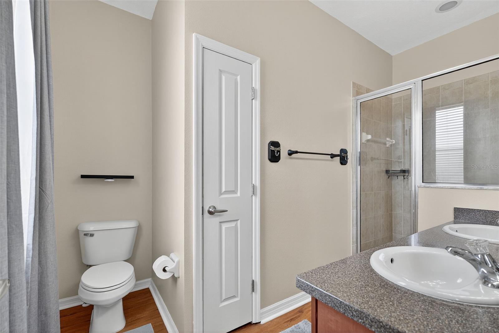 Image 26 of 53 For 10639 Marsha Dr