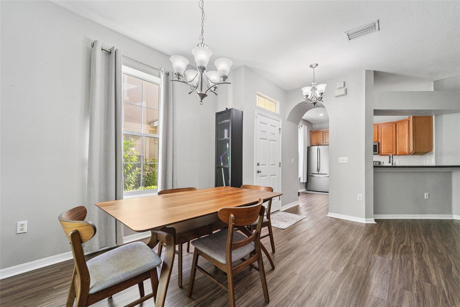 Image 11 of 33 For 6723 Eagle Feather Drive