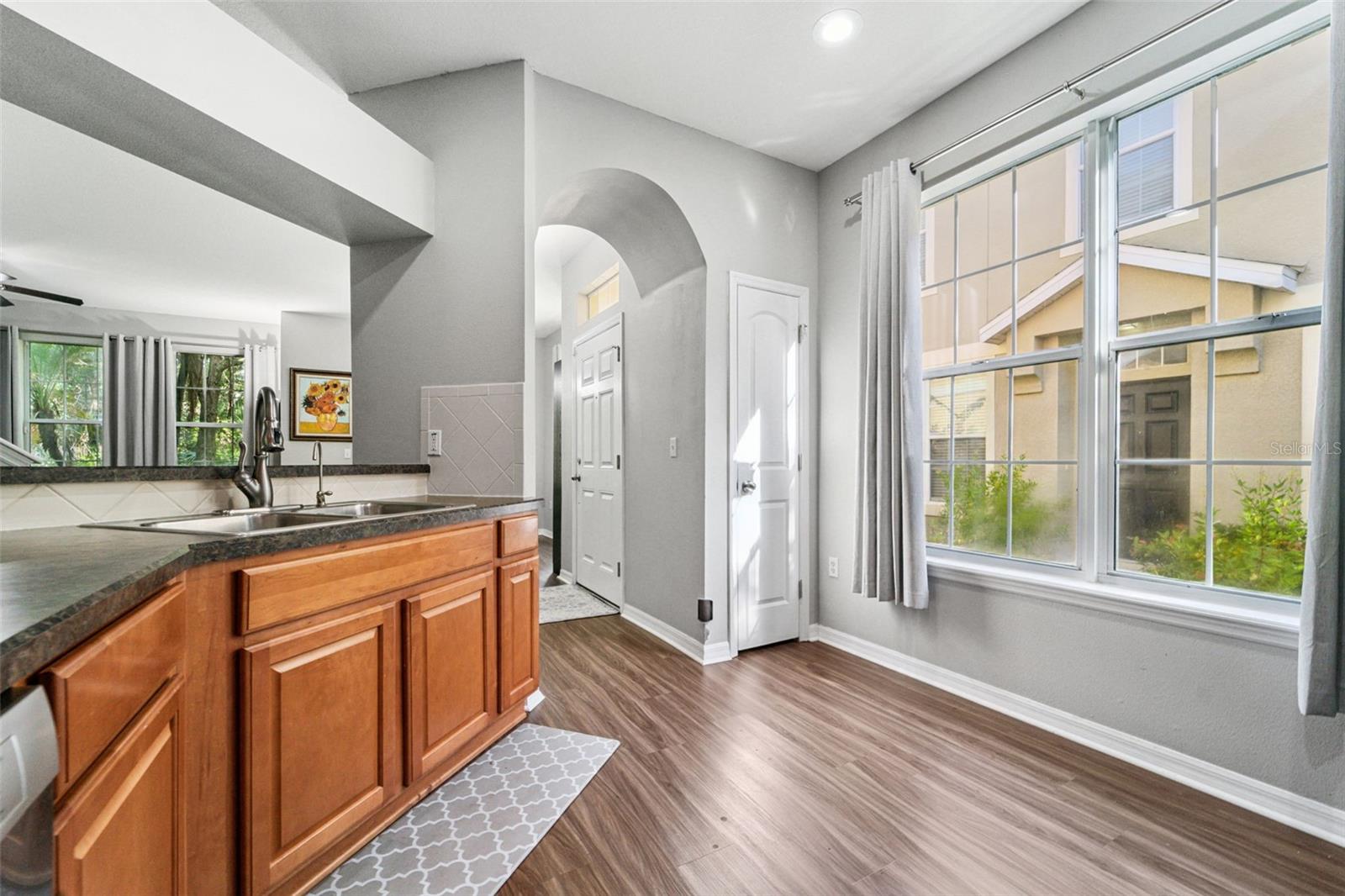 Image 9 of 33 For 6723 Eagle Feather Drive