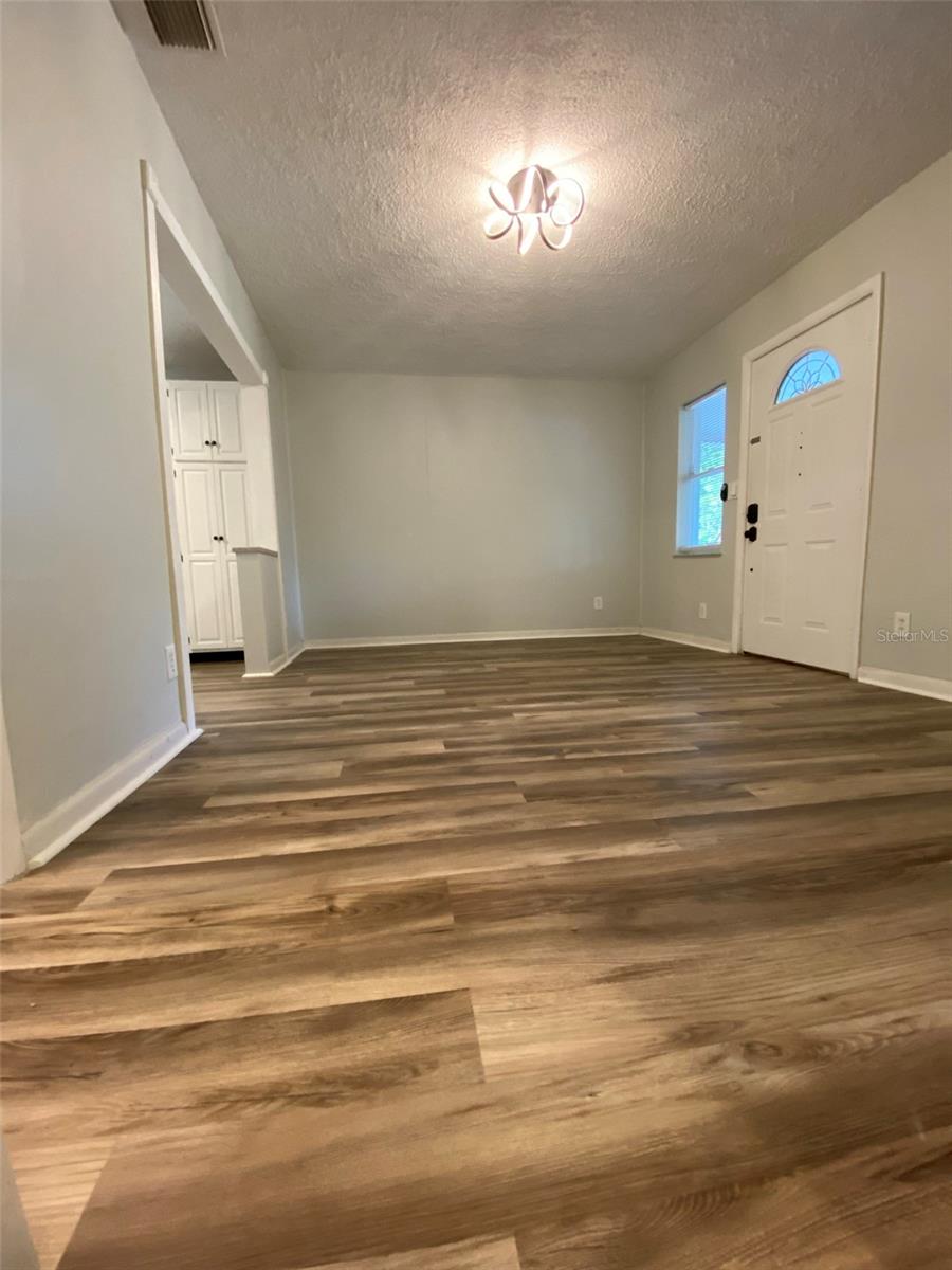 Image 31 of 33 For 787 12th Avenue N
