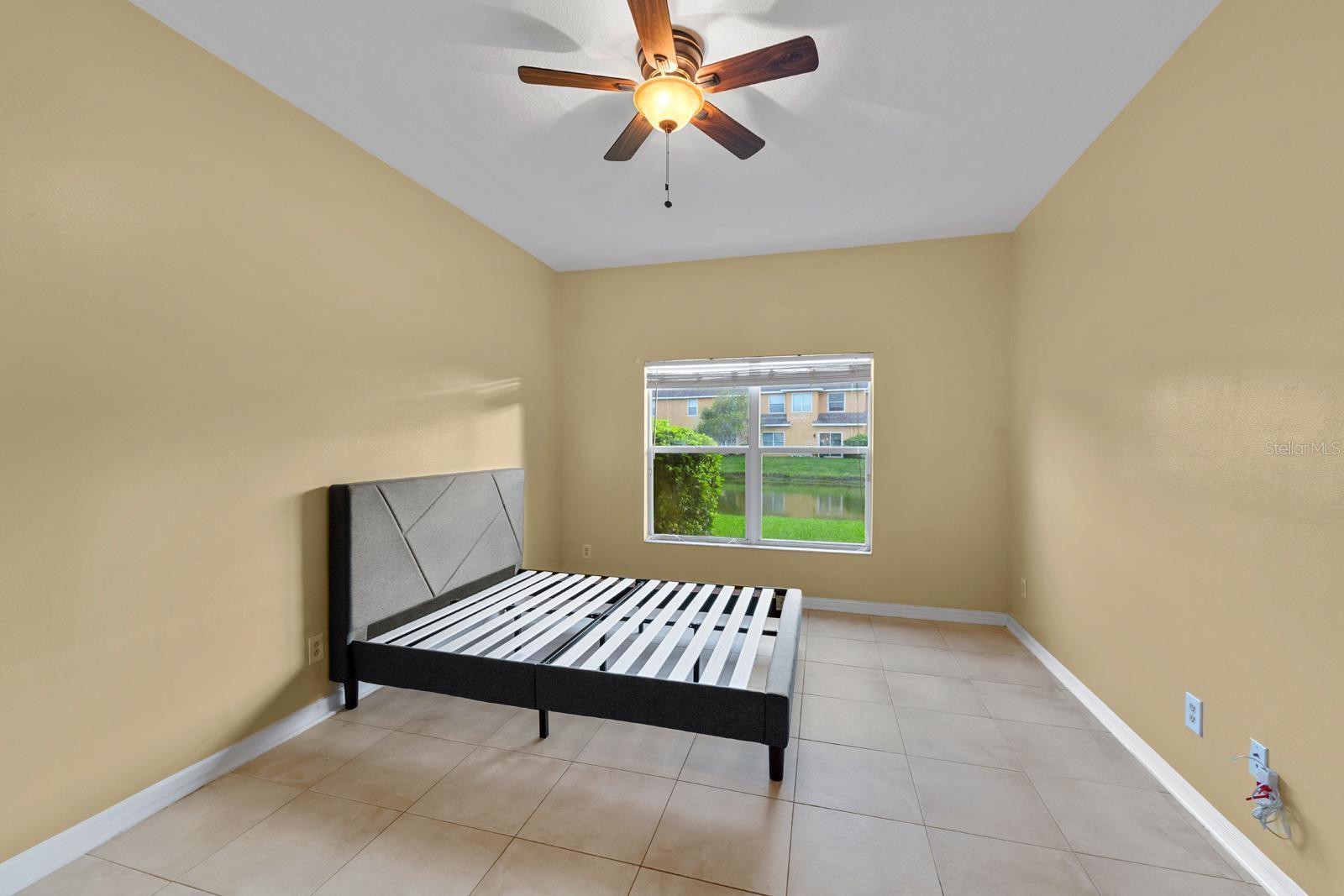 Image 21 of 27 For 20318 Oak Key Court