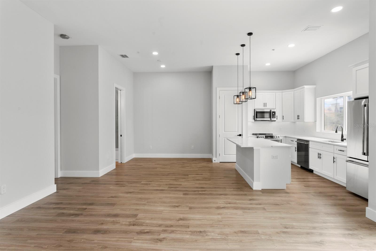 Image 13 of 54 For 11605 1st Street E 3