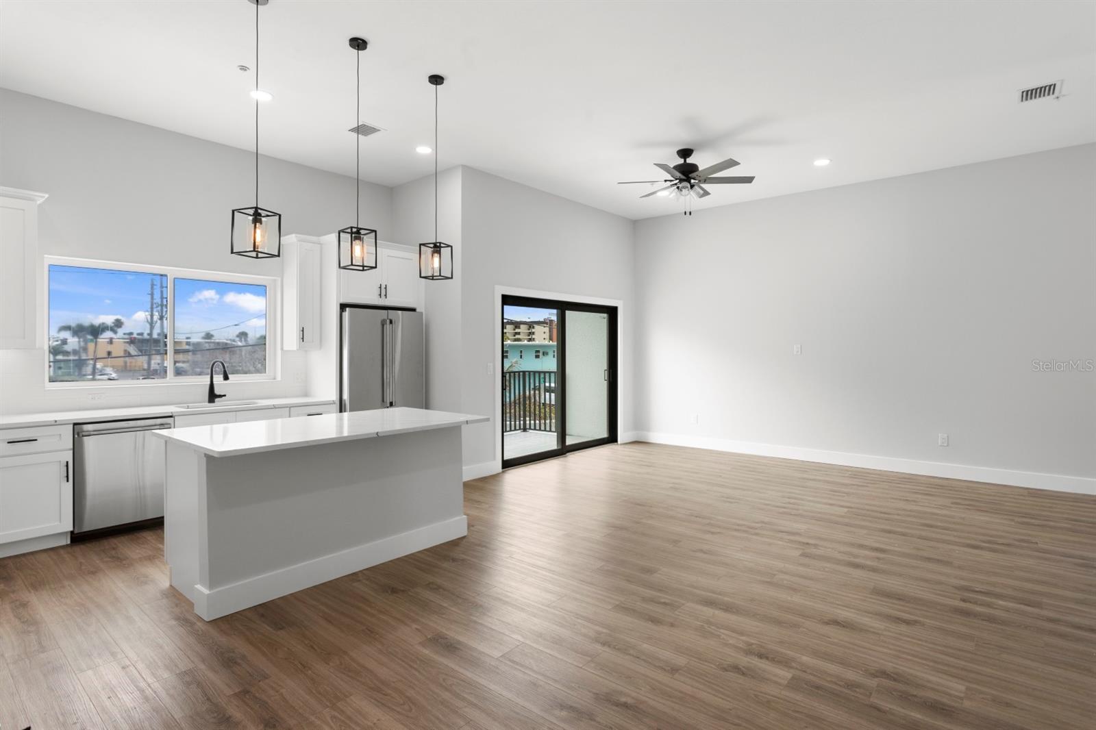 Image 17 of 54 For 11605 1st Street E 3