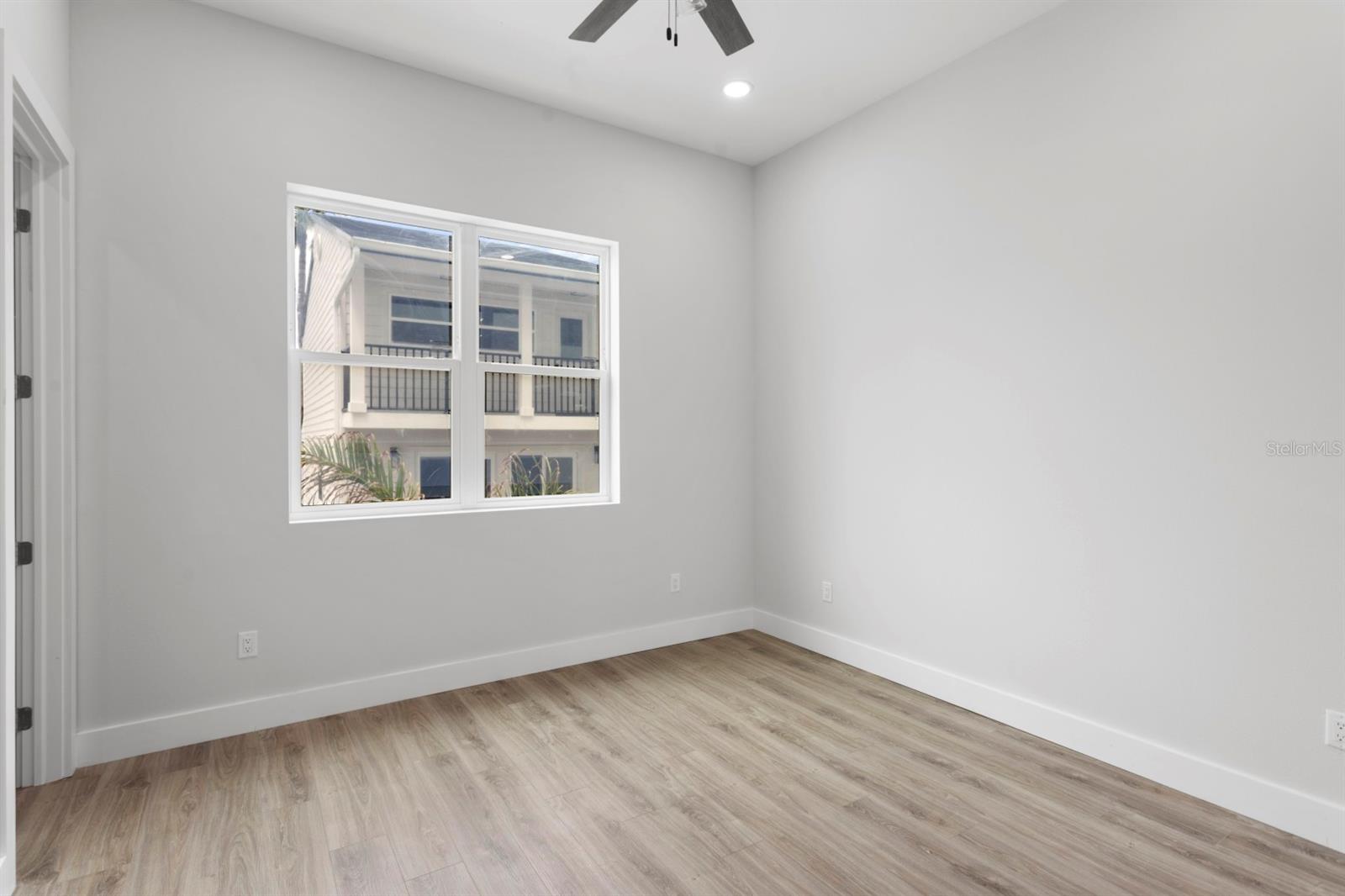 Image 20 of 54 For 11605 1st Street E 3