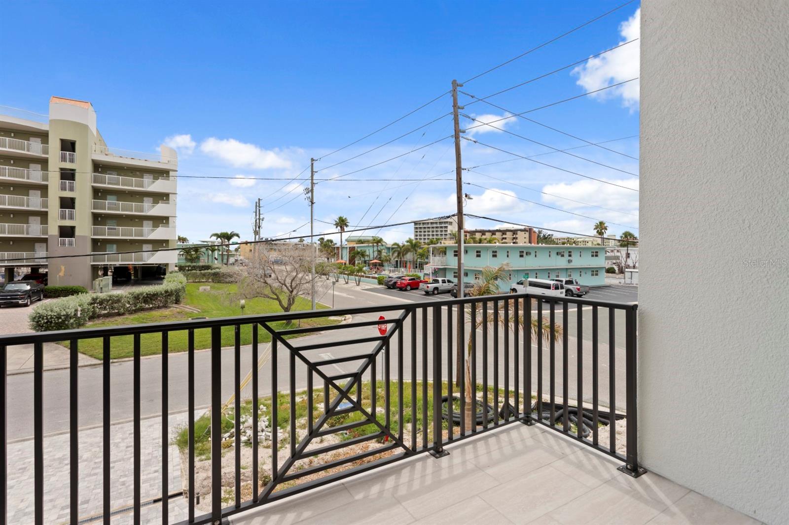Image 21 of 54 For 11605 1st Street E 3