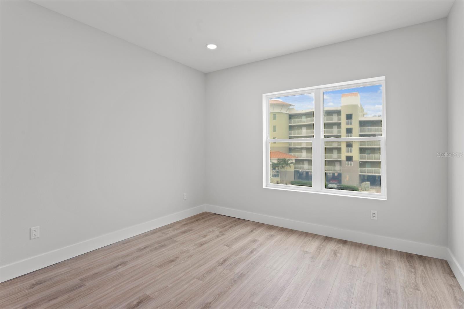 Image 24 of 54 For 11605 1st Street E 3