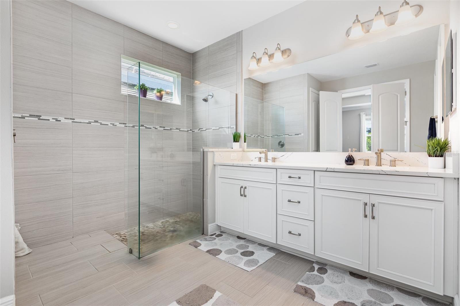 Image 17 of 42 For 2028 Woodleaf Hammock Court