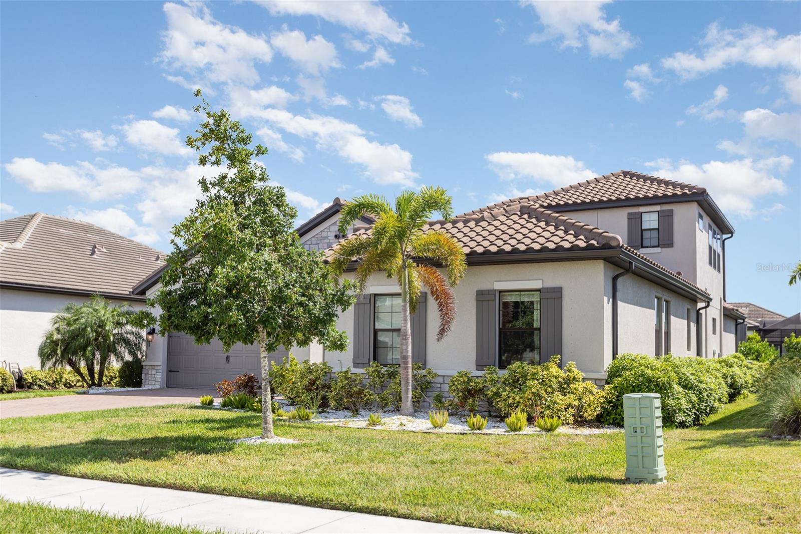 Image 4 of 42 For 2028 Woodleaf Hammock Court