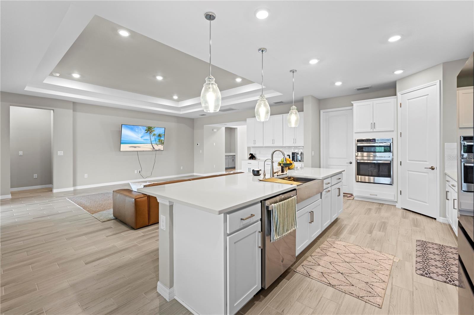 Listing photo id 18 for 2347 Overfalls Place