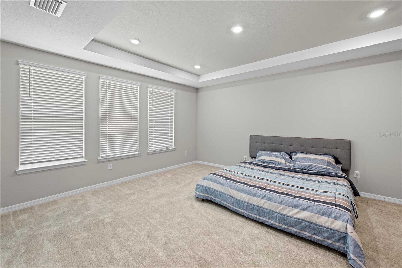 Listing photo id 33 for 2347 Overfalls Place