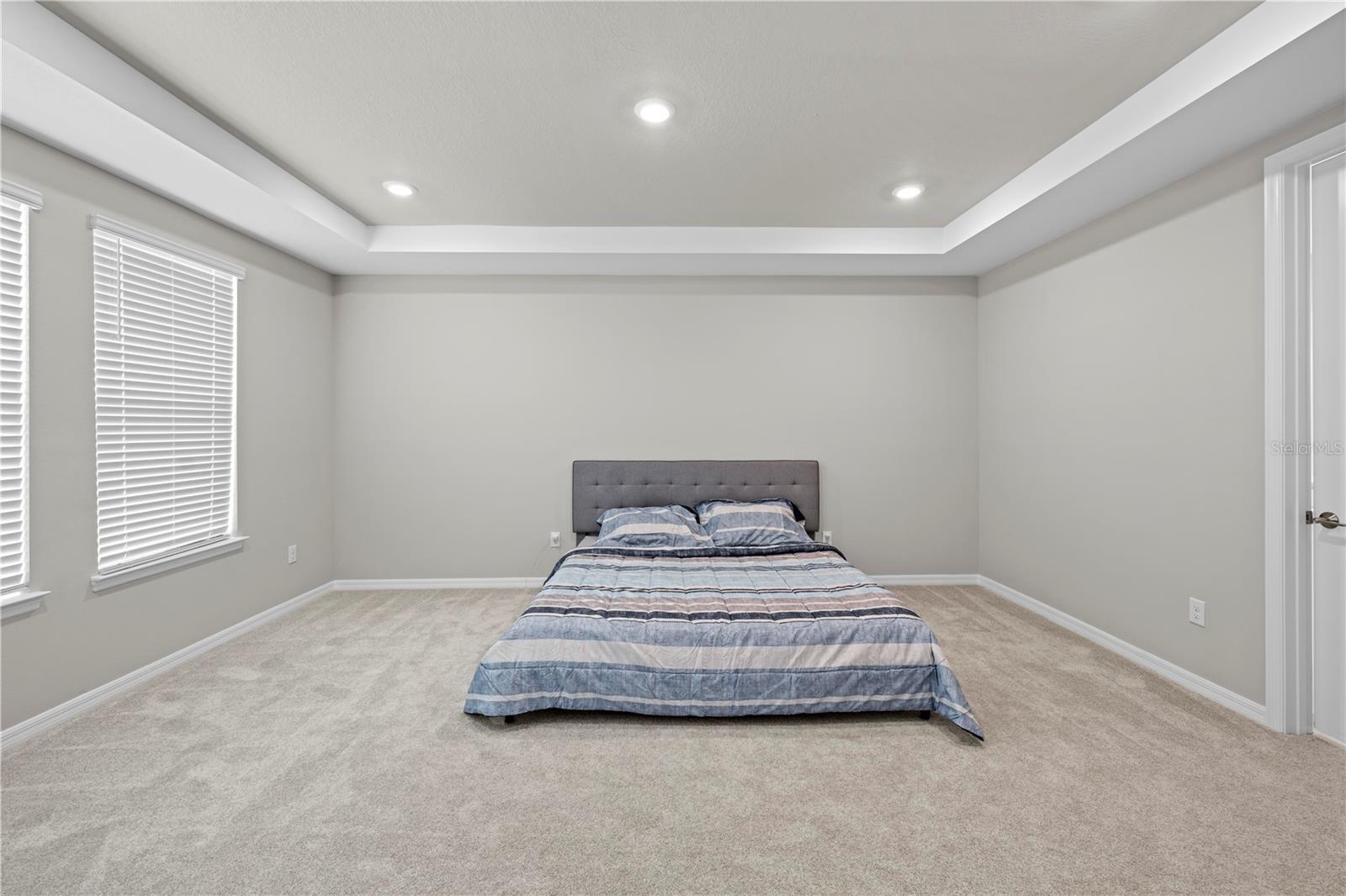 Listing photo id 34 for 2347 Overfalls Place
