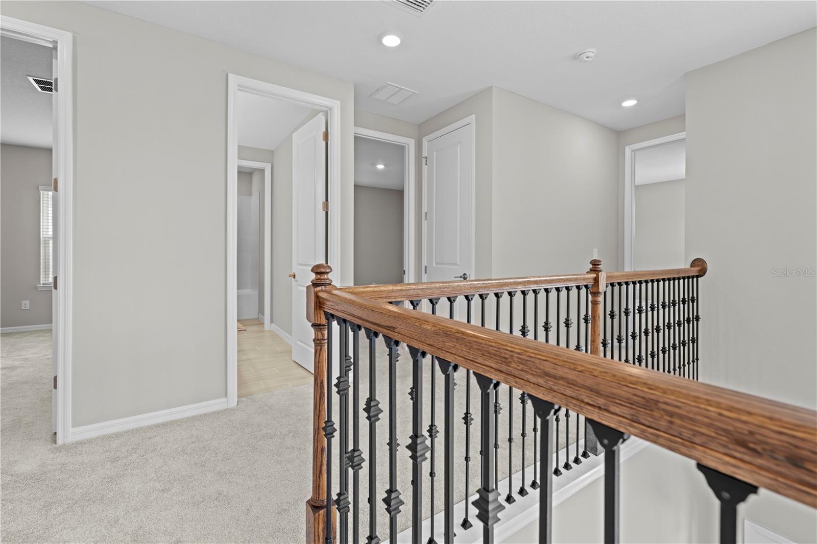 Listing photo id 54 for 2347 Overfalls Place