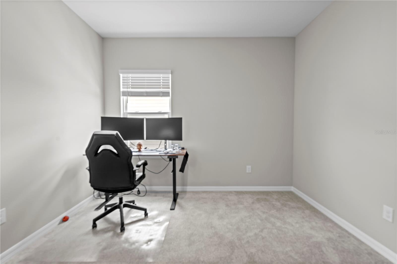 Listing photo id 60 for 2347 Overfalls Place