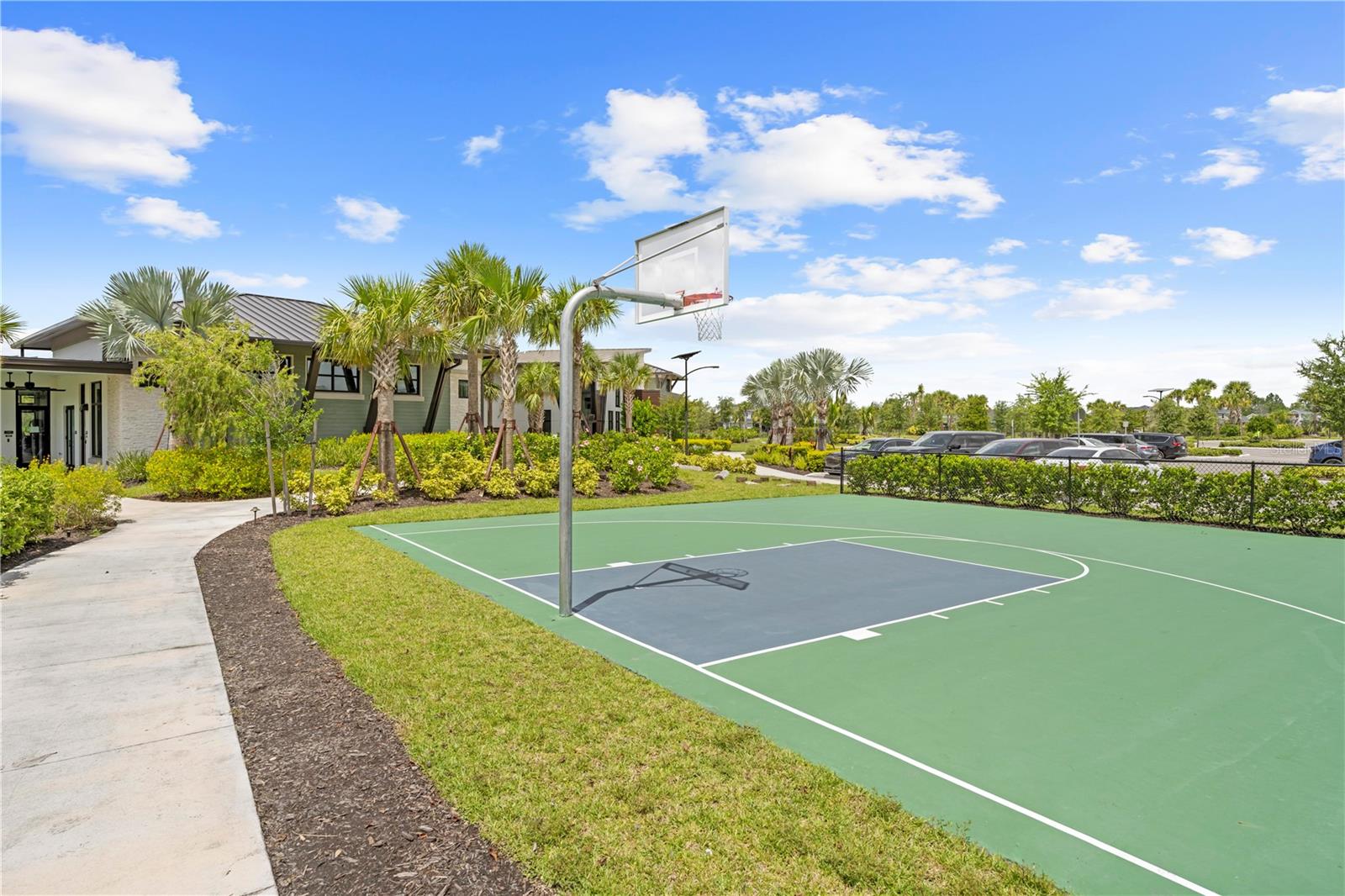 Listing photo id 72 for 2347 Overfalls Place