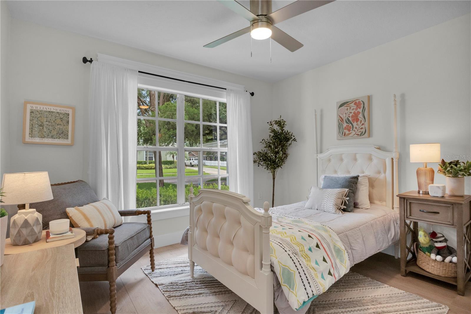 Listing photo id 23 for 1005 Indiana Avenue