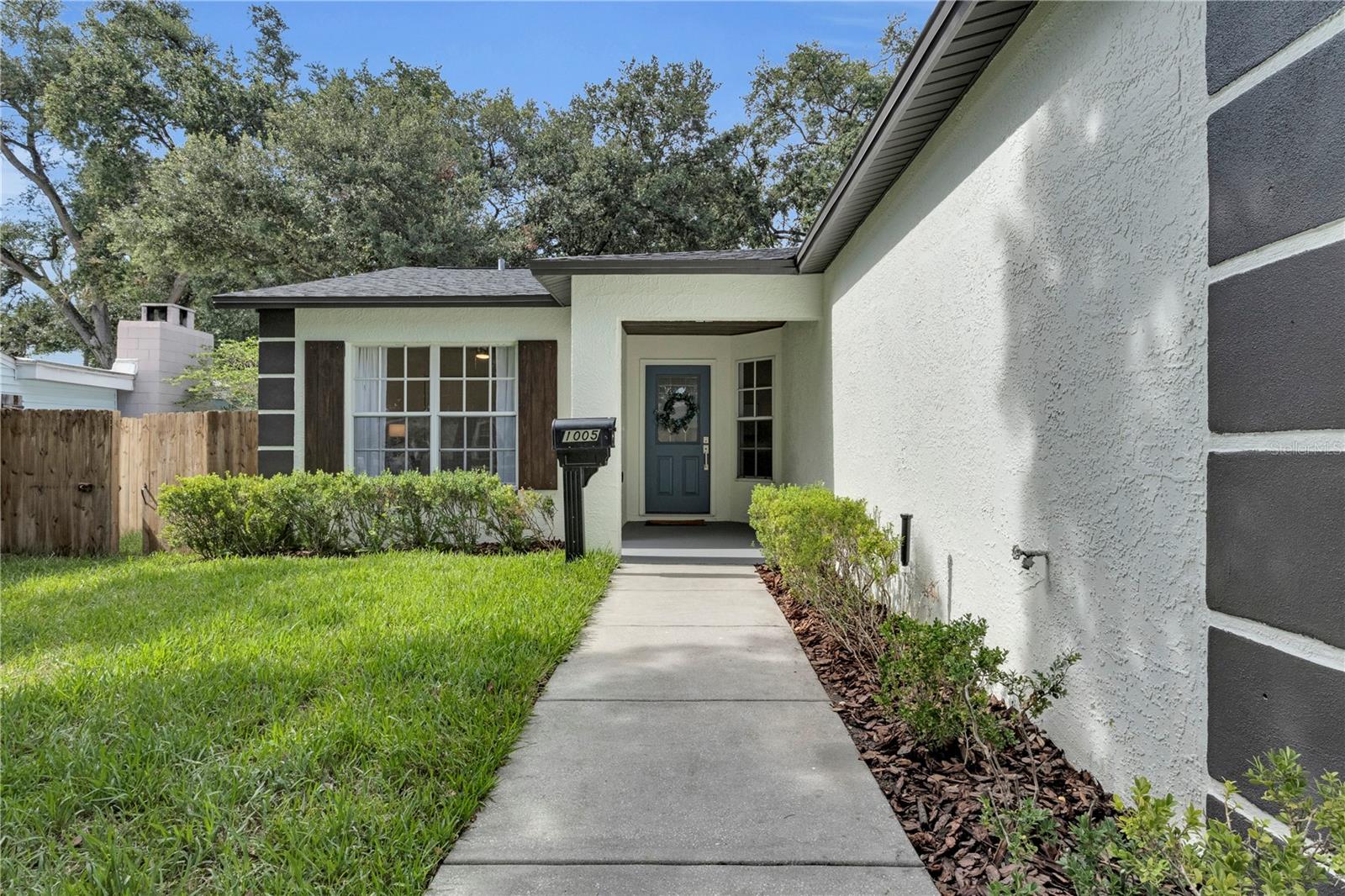 Listing photo id 35 for 1005 Indiana Avenue