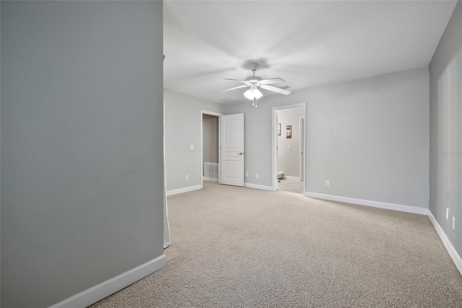 Image 33 of 63 For 1872 Eloise Cove Drive