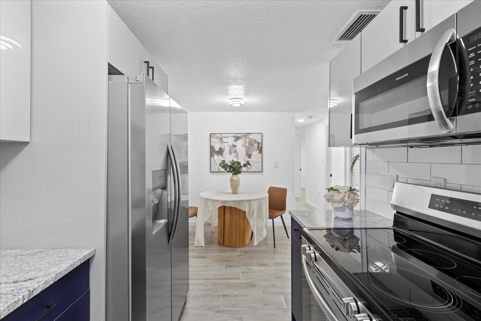 Image 16 of 37 For 5817 30th Avenue
