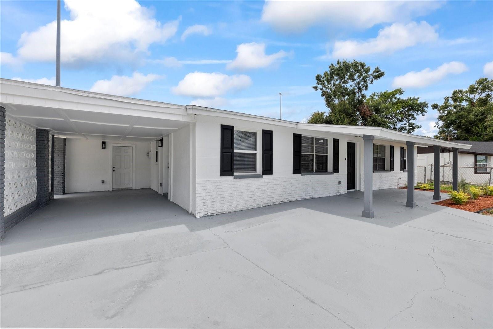 Image 2 of 37 For 5817 30th Avenue