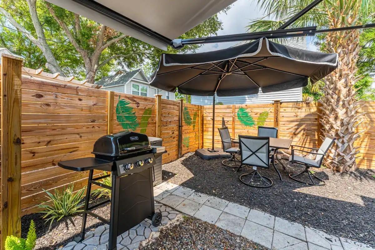 Image 11 of 29 For 3320 18th Street N