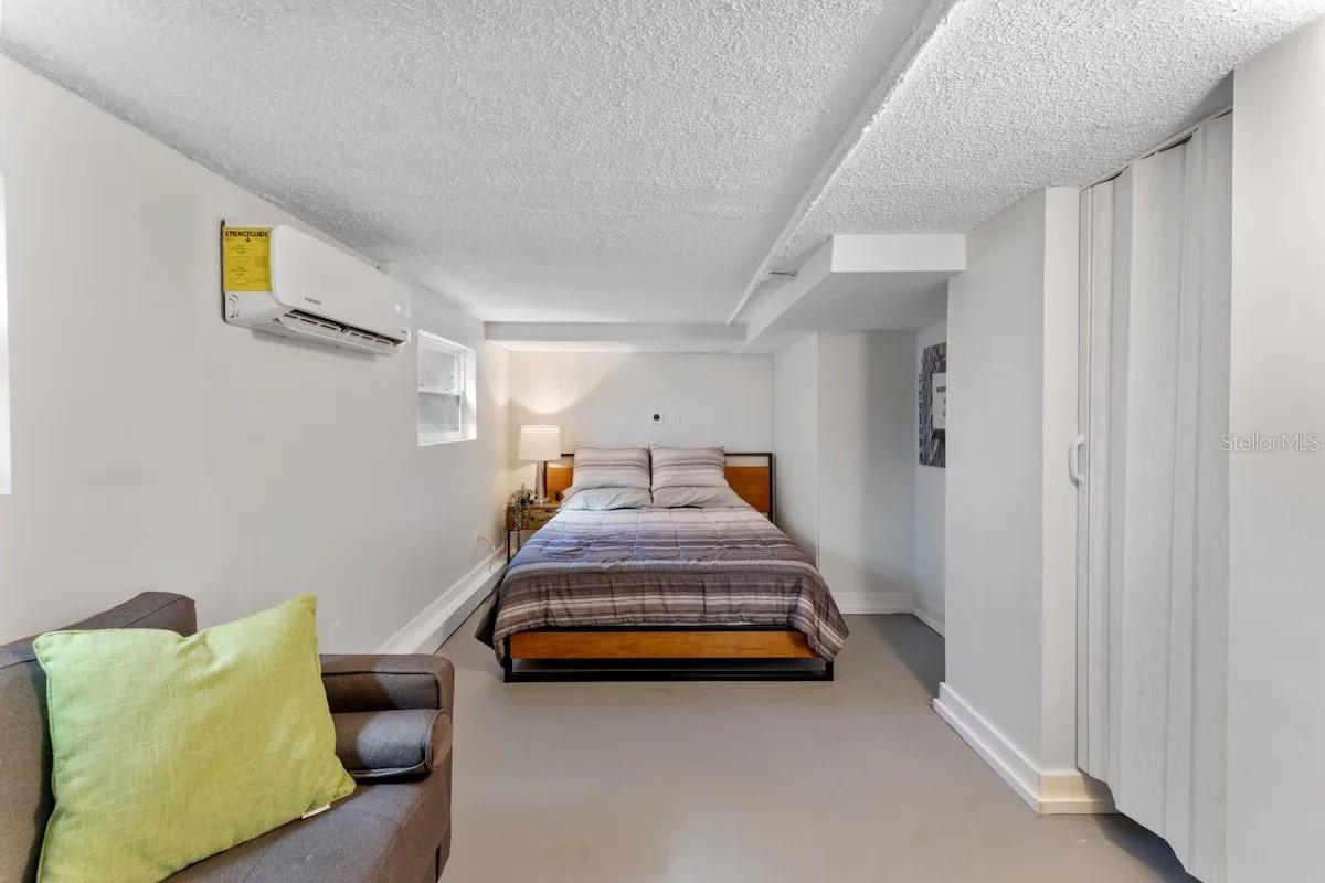 Image 25 of 29 For 3320 18th Street N