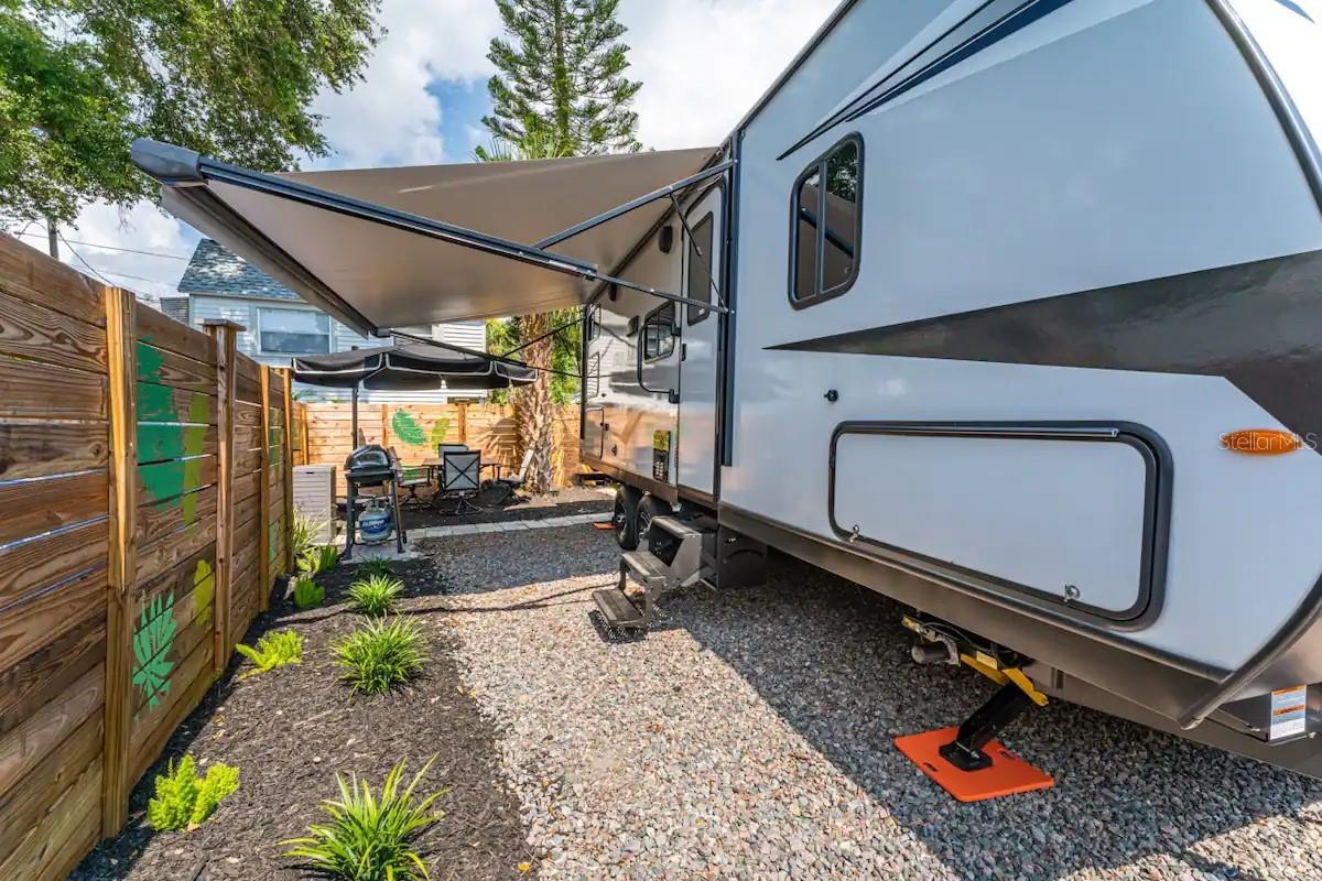 Image 27 of 29 For 3320 18th Street N